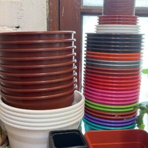 Maceteros plásticos